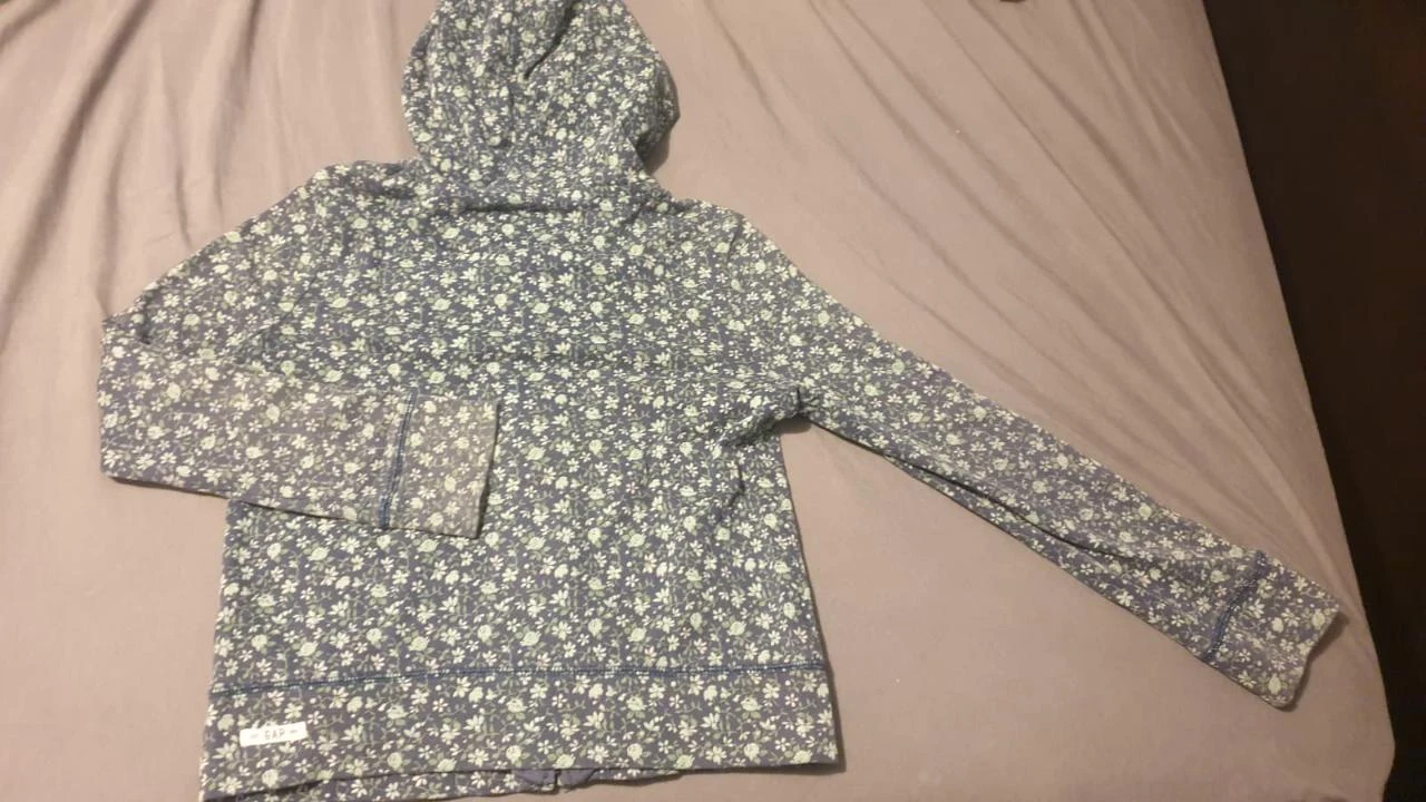 Casaco GAP Kids Azul Floral com Capuz – photo 6